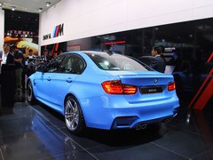 2014款 3.0T 四门轿跑车