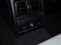 2014款 3.0T 四门轿跑车