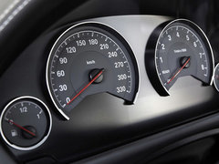 2014款 3.0T 四门轿跑车