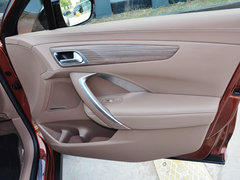 2014款 1.6T 自动 尊享版THP200 5座