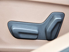 2014款 1.6T 自动 尊享版THP200 5座