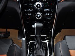 2014款 1.5T 手动 四驱尊贵版 5座
