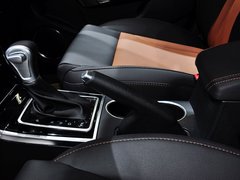 2014款 1.5T 手动 四驱尊贵版 5座