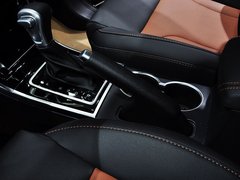 2014款 1.5T 手动 四驱尊贵版 5座