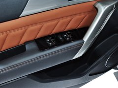 2014款 1.5T 手动 四驱尊贵版 5座