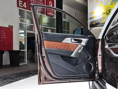 2014款 1.5T 手动 四驱尊贵版 5座