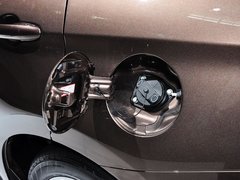 2014款 1.5T 手动 四驱尊贵版 5座