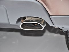 2014款 1.5T 手动 四驱尊贵版 5座