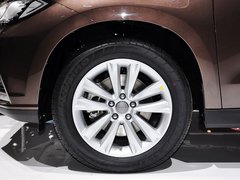 2014款 1.5T 手动 四驱尊贵版 5座