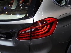 2015款 218i 领先型