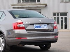 2015款 1.6L 自动 逸俊版
