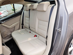 2015款 1.6L 自动 逸俊版