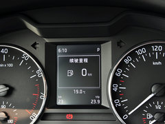 2015款 1.6L 自动 逸俊版