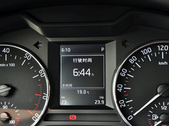 2015款 1.6L 自动 逸俊版