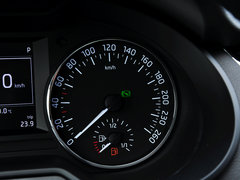 2015款 1.6L 自动 逸俊版