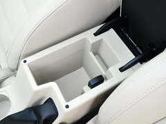 2015款 1.6L 自动 逸俊版