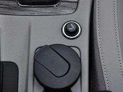 2015款 1.6L 自动 逸俊版