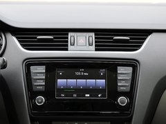 2015款 1.6L 自动 逸俊版