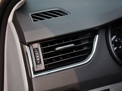 2015款 1.6L 自动 逸俊版