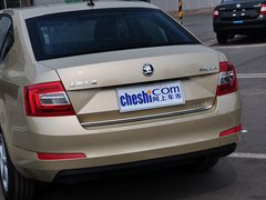 2015款 1.6L 自动 逸俊版
