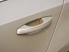 2015款 1.6L 自动 逸俊版