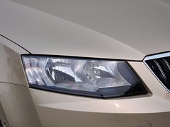 2015款 1.6L 自动 逸俊版