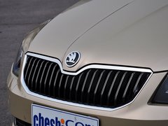 2015款 1.6L 自动 逸俊版