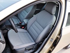 2015款 1.6L 自动 逸俊版