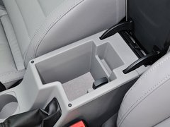 2015款 1.6L 自动 逸俊版