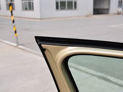 2015款 1.6L 自动 逸俊版