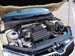 2015款 1.6L 自动 逸俊版