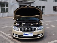2015款 1.6L 自动 逸俊版