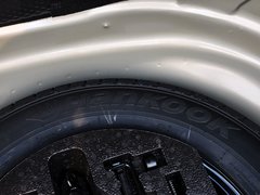 2015款 1.6L 自动 逸俊版