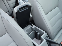 2015款 1.6L 自动 逸俊版