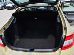 2015款 1.6L 自动 逸俊版