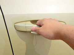 2015款 1.6L 自动 逸俊版