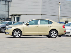 2015款 1.6L 自动 逸俊版