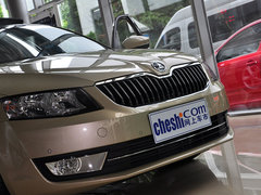 2015款 1.6L 自动 逸俊版