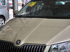 2015款 1.6L 自动 逸俊版