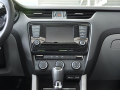 2015款 1.6L 自动 逸俊版