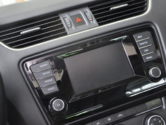 2015款 1.6L 自动 逸俊版