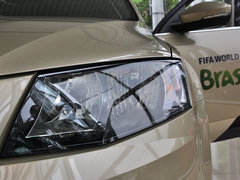 2015款 1.6L 自动 逸俊版