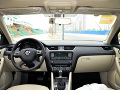 2015款 1.6L 自动 逸杰版