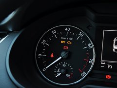 2015款 1.6L 自动 逸杰版