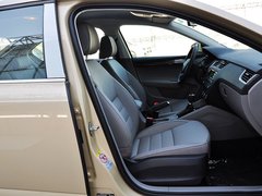 2015款 1.6L 自动 逸杰版