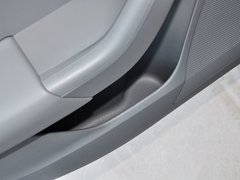 2015款 1.6L 自动 逸杰版