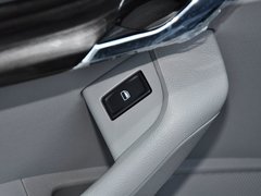 2015款 1.6L 自动 逸杰版