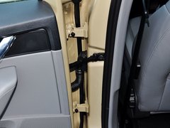 2015款 1.6L 自动 逸杰版