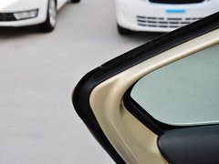 2015款 1.6L 自动 逸杰版