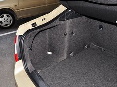 2015款 1.6L 自动 逸杰版